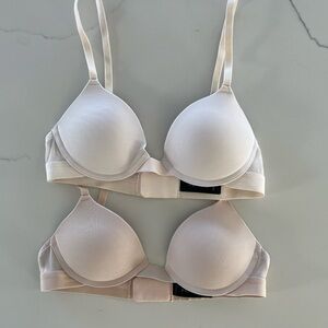 Bundle of 2 Pepper The Lift Up Bras Both
34AA Sand & Buff Underwire Push Up EUC